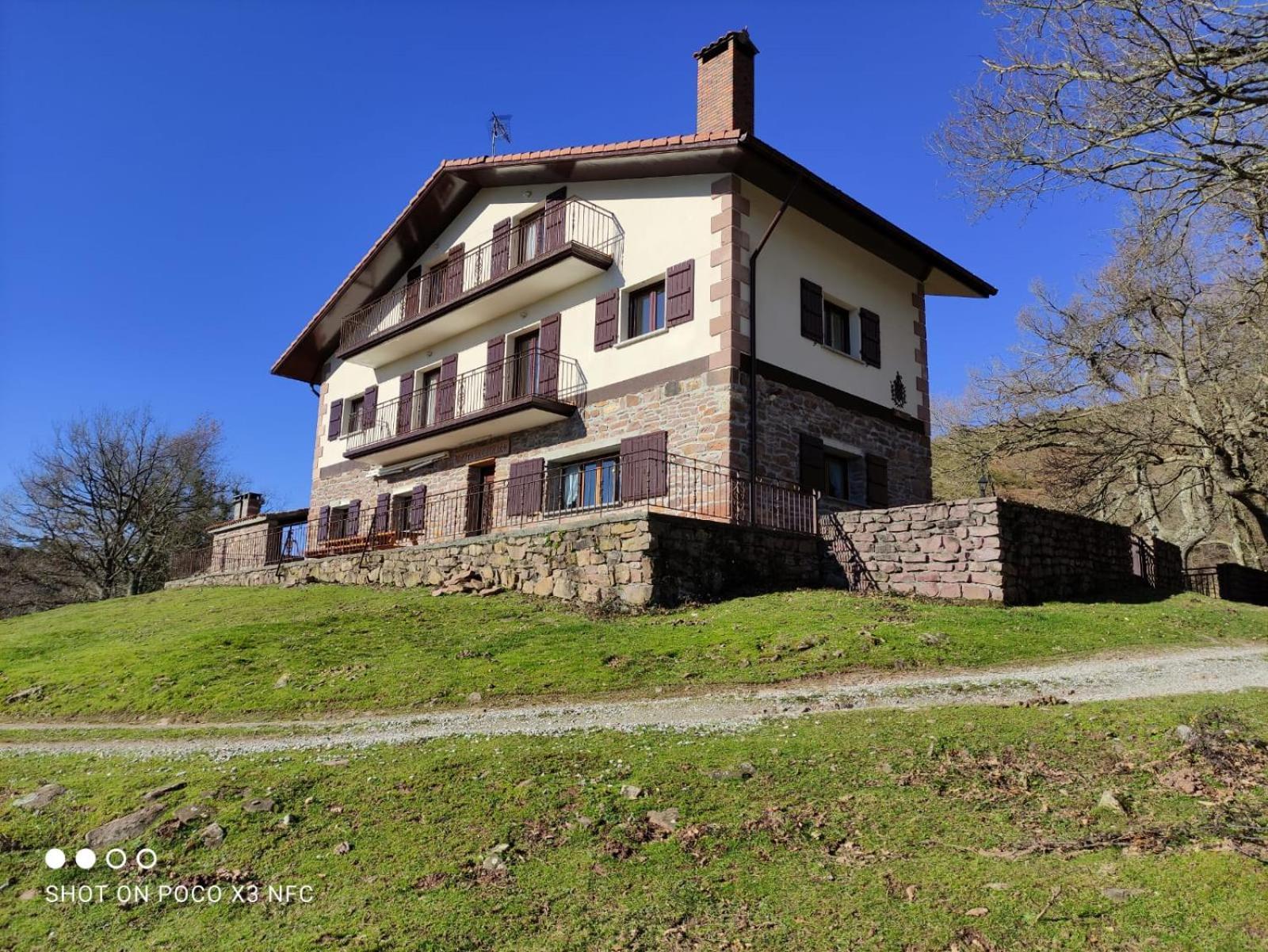 Hostal Autxikoborda Elbete Exterior foto